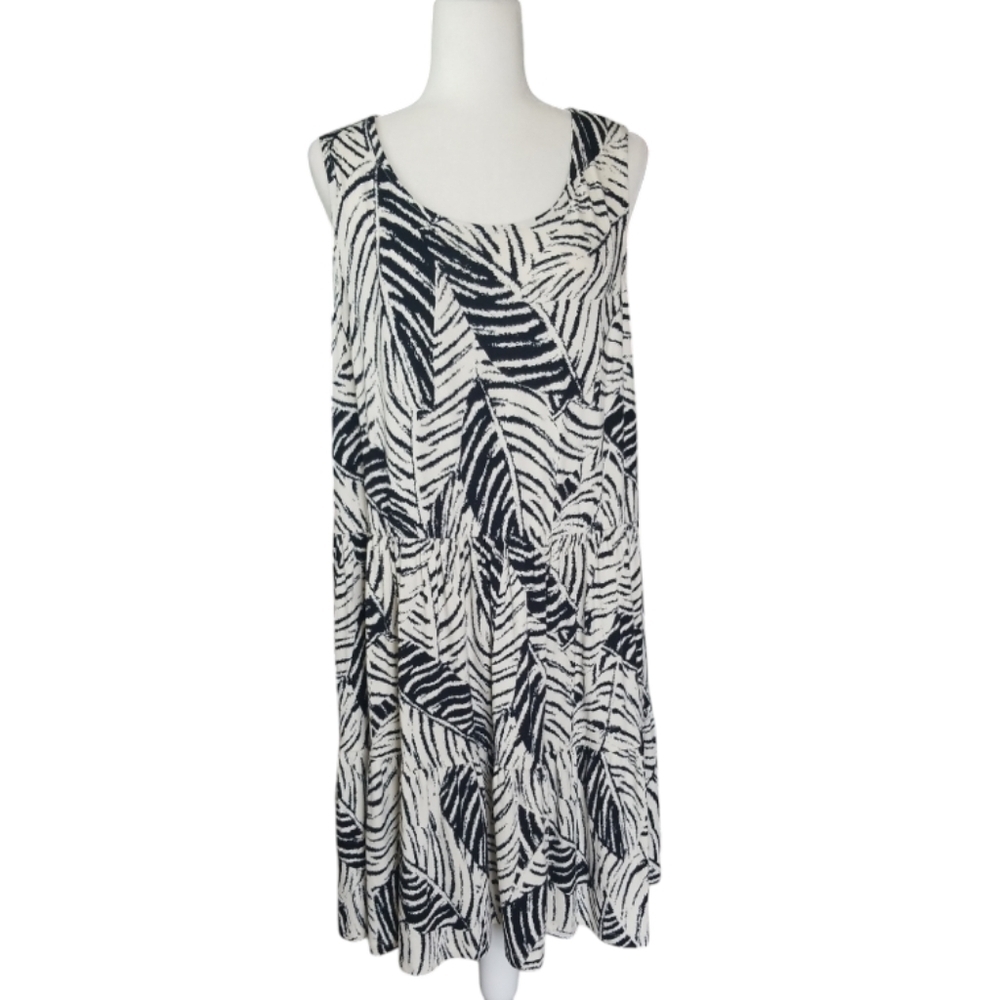 Rachel Zoe Black and White Tropical Print Dress Coverup - Picture 1 of 6